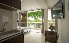 Hollywood Beach Suite